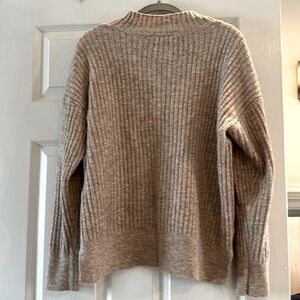 Loft sweater ribbed.